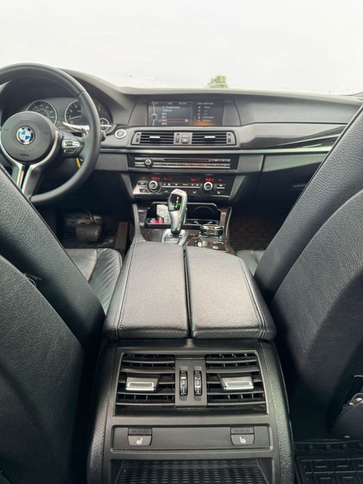 BMW 5 Series 2010