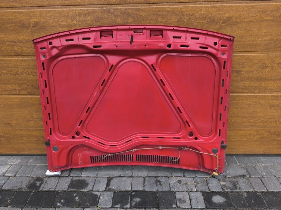 Maska pokrywa silnika VW Polo 86C 2F czerwona