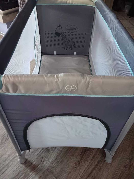 Łóżeczko turystyczne dziecięce składane