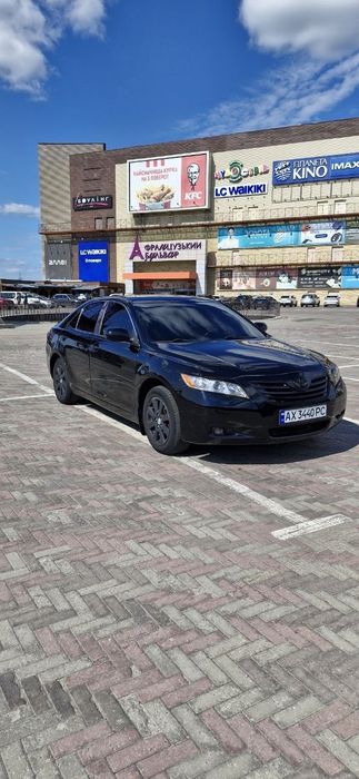 Продам тайоту камри в отличном состоянии