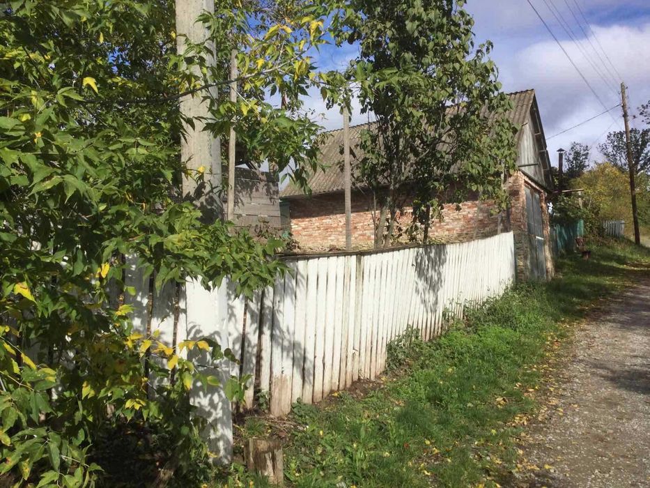 (3) Продам будинок Барський район с. Кошаринці 9006