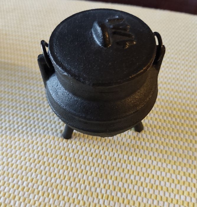 Panela em ferro 1/4lt decorativa