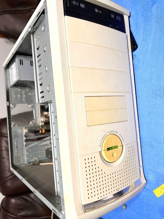 Комп'ютер системний блок