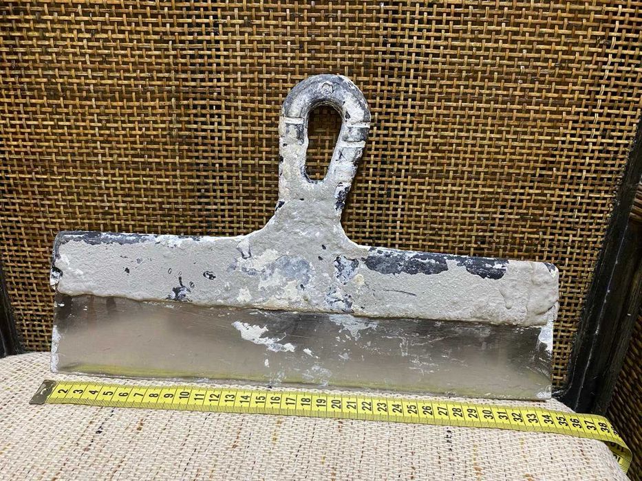 Кусачки гвоздодер клещи СССР кельма шпатель Щётки по металлу