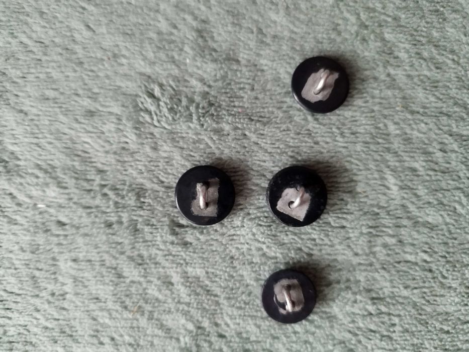 Guziki MO z orzełkiem bez korony