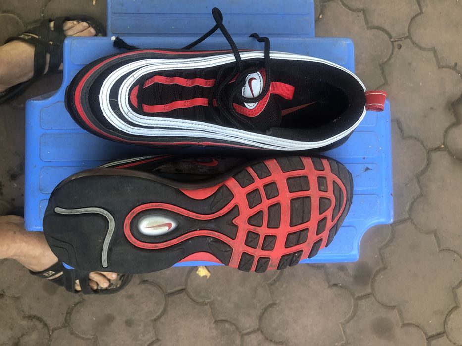 Кроссовки для школьников размер 41/26