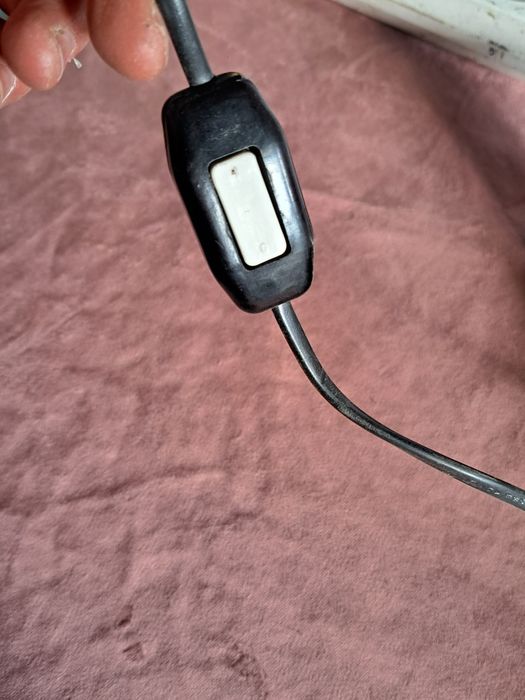 Lampka nocna z zacisku stolarskiego