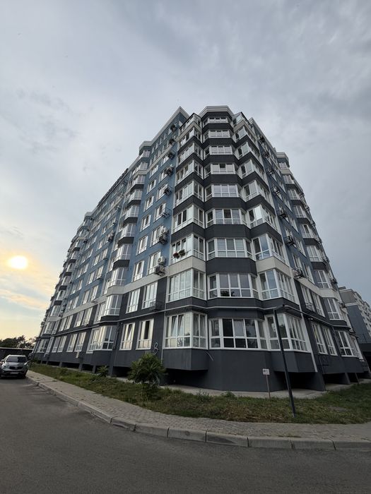 NEWStreet! 50кв.м Продам Нову 1 кімн.кв Ремонт Лісова Голівуд