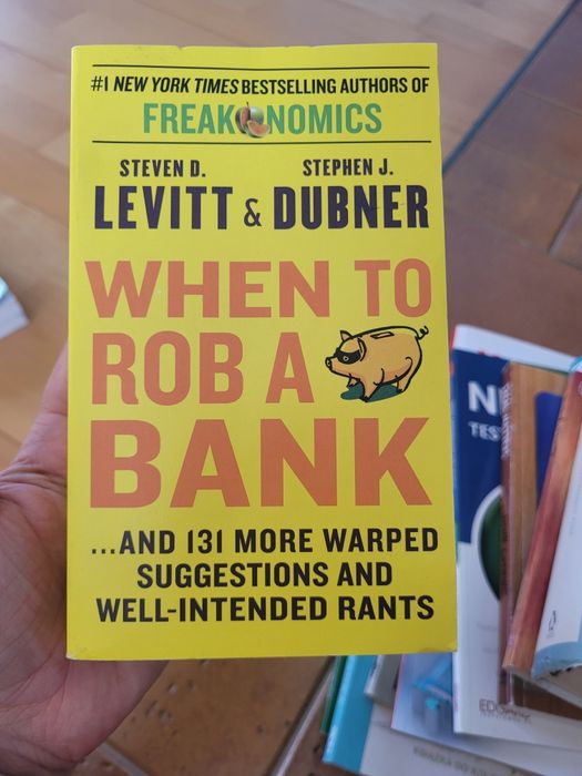 When to rob a bank angielski książka