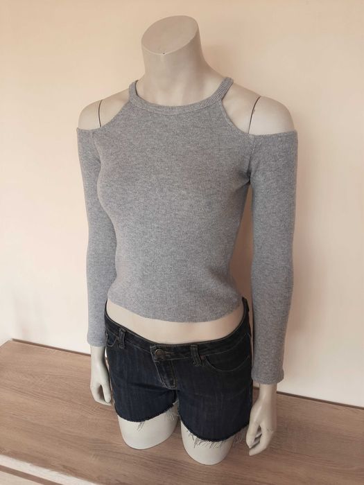 Bluzka sweterek wycięte ramiona S C&A