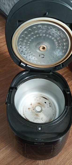 Мультиварка пароварка Philips HD4749/70