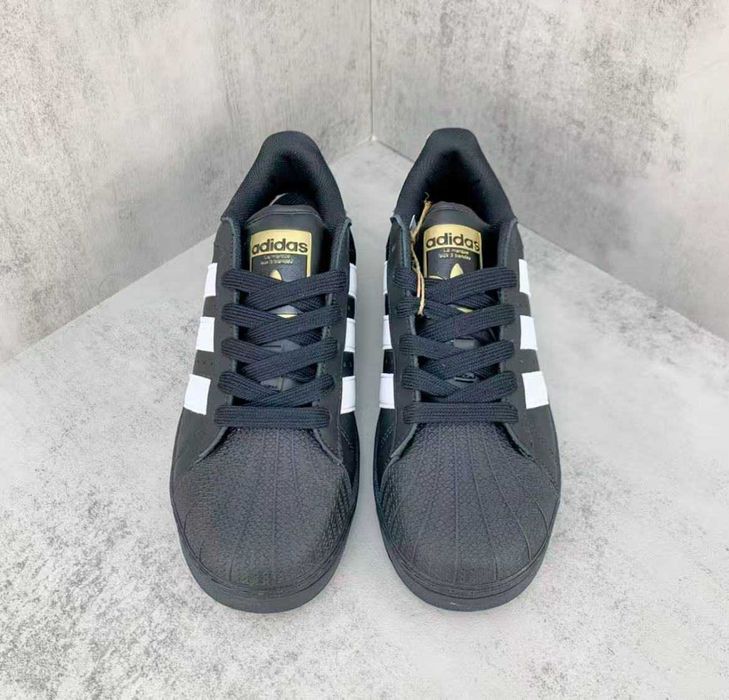 Superstar foundation Black 41