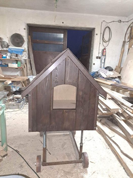 Buda dla Psa Solidna