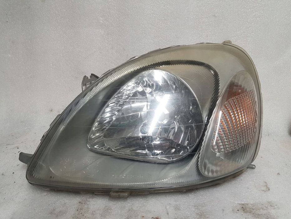 toyota yaris i 99-02 lampa lewa przód europa eu