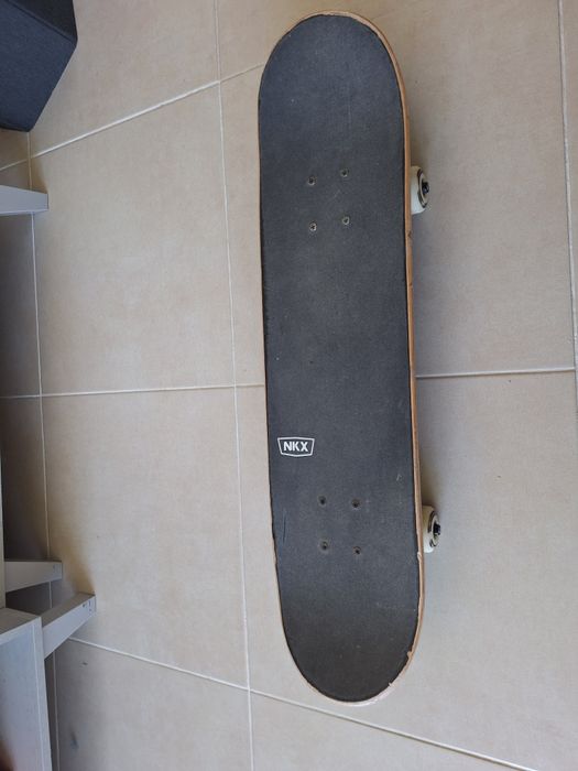 Tabua de skate usado NKX como novo