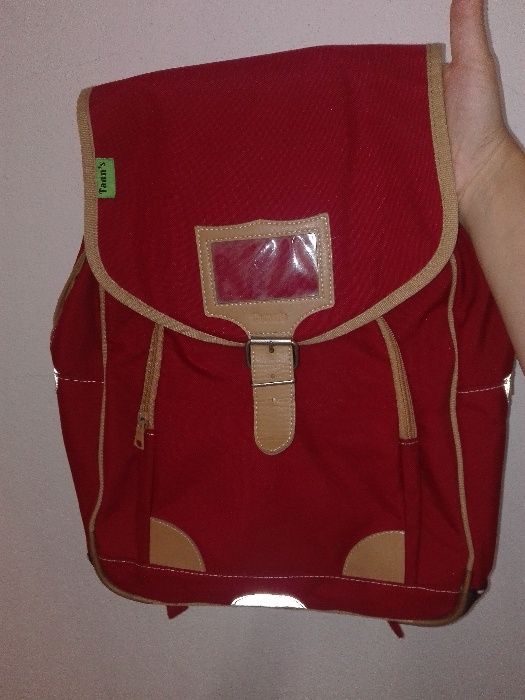 Mochila vermelha Tann's