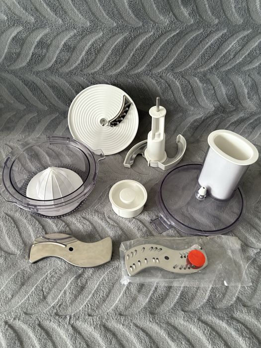 Кухонный комбайн Braun CombiMax K700 на запчасти