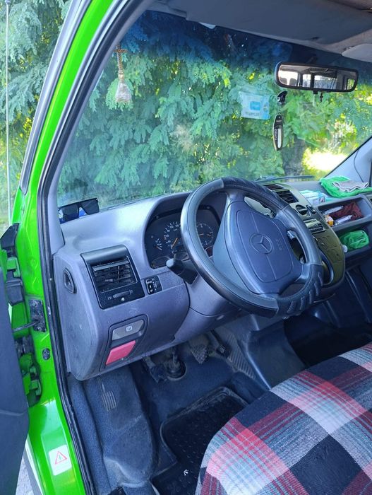 Продаю Mercedes Vito
