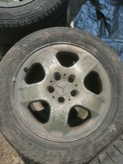 Оригінальні диски з резиною на Mercedes ML