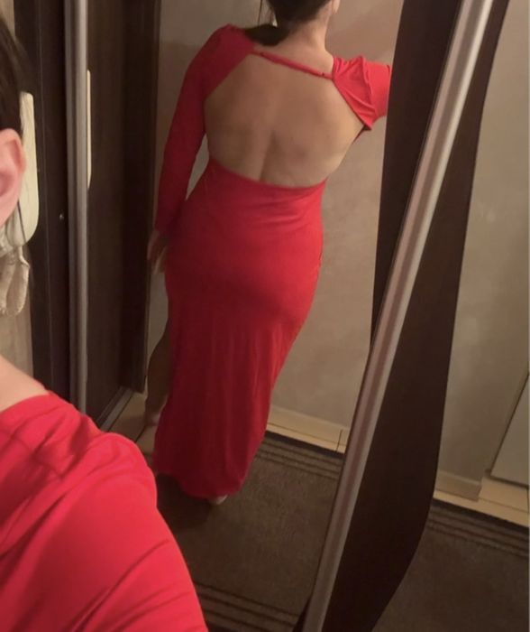 Czerwona sukienka damska L/ gołe plecy