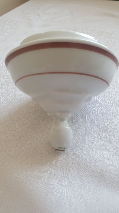 Porcelanowa pokrywką do dzbanka
