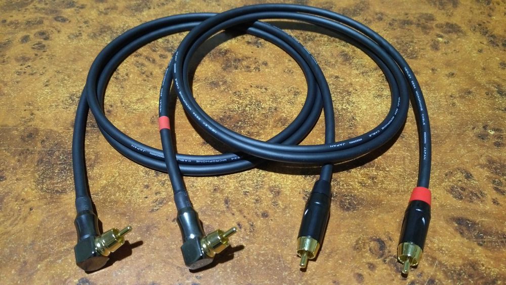 Hi-Fi межблочный кабель 2RCA/2RCA MOGAMI Neglex W2534 направленный