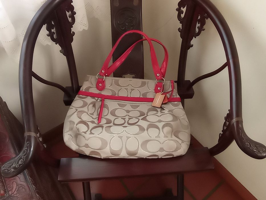 Mala de senhora Coach