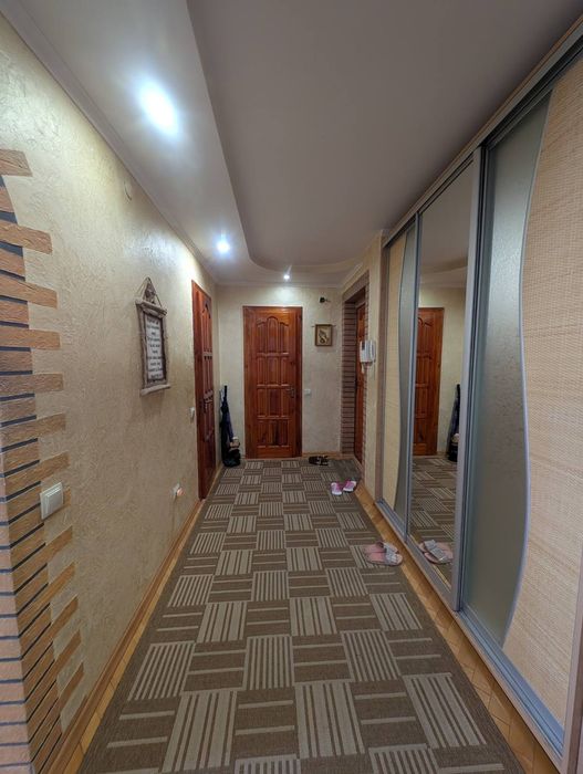 Продам 3 кімнатну квартиру