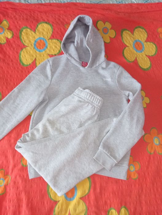 Костюм спортивний