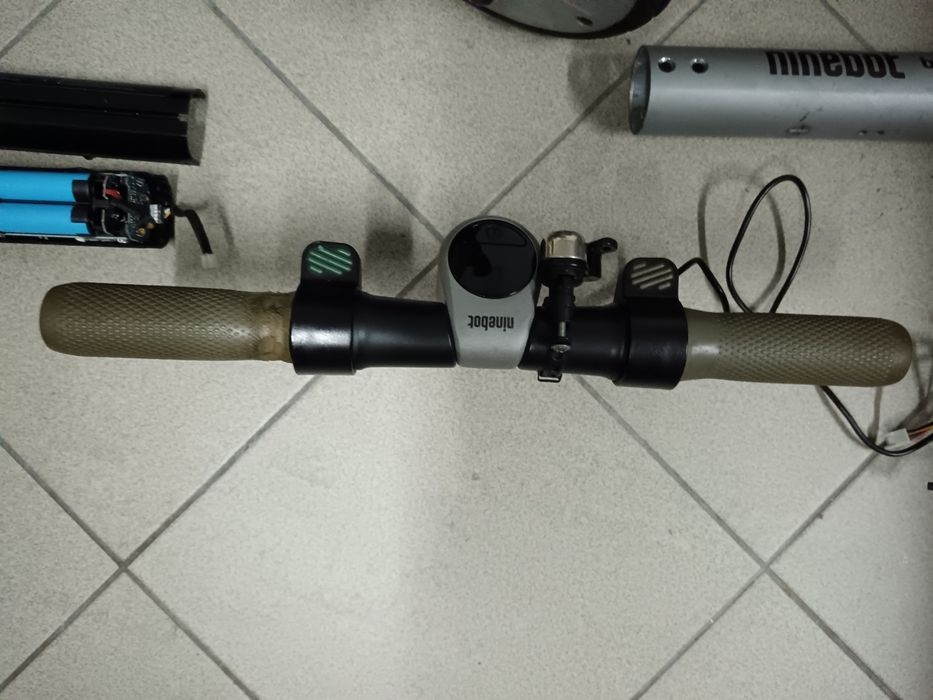 Trotinete Segway ninebot es2