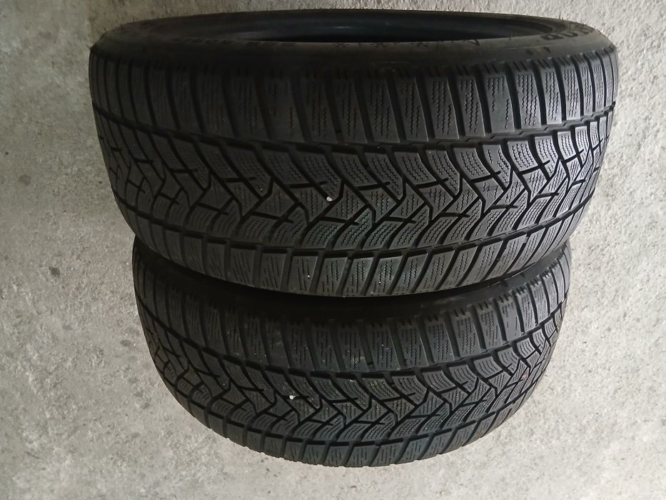 2 Pneus 225/50R17 Dunlop seminovos