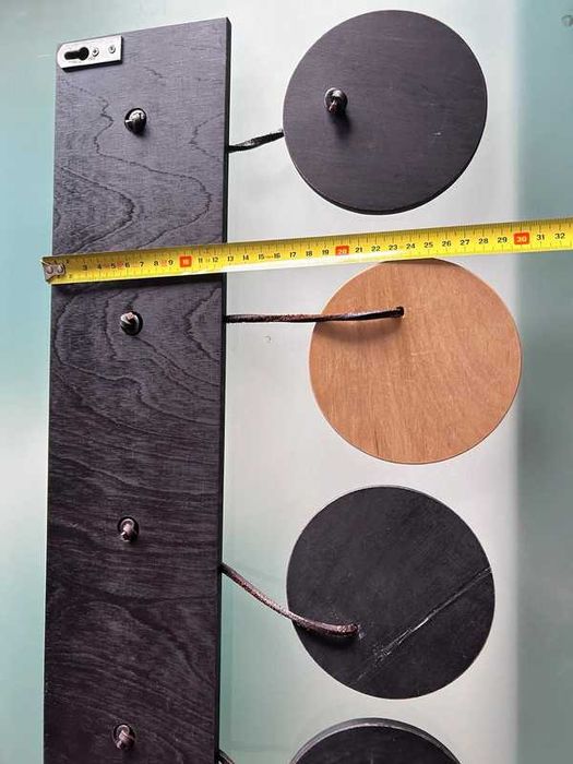 Cabides de parede em madeira