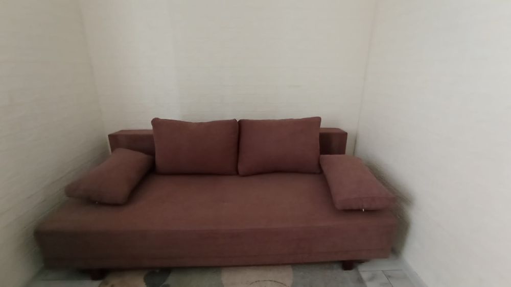 Продам диван в отличном состоянии