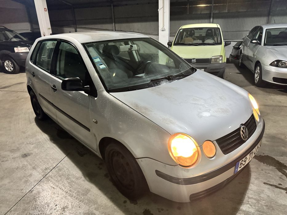 VW Polo 1.2i AR Condicionado ( Faz Fumo)