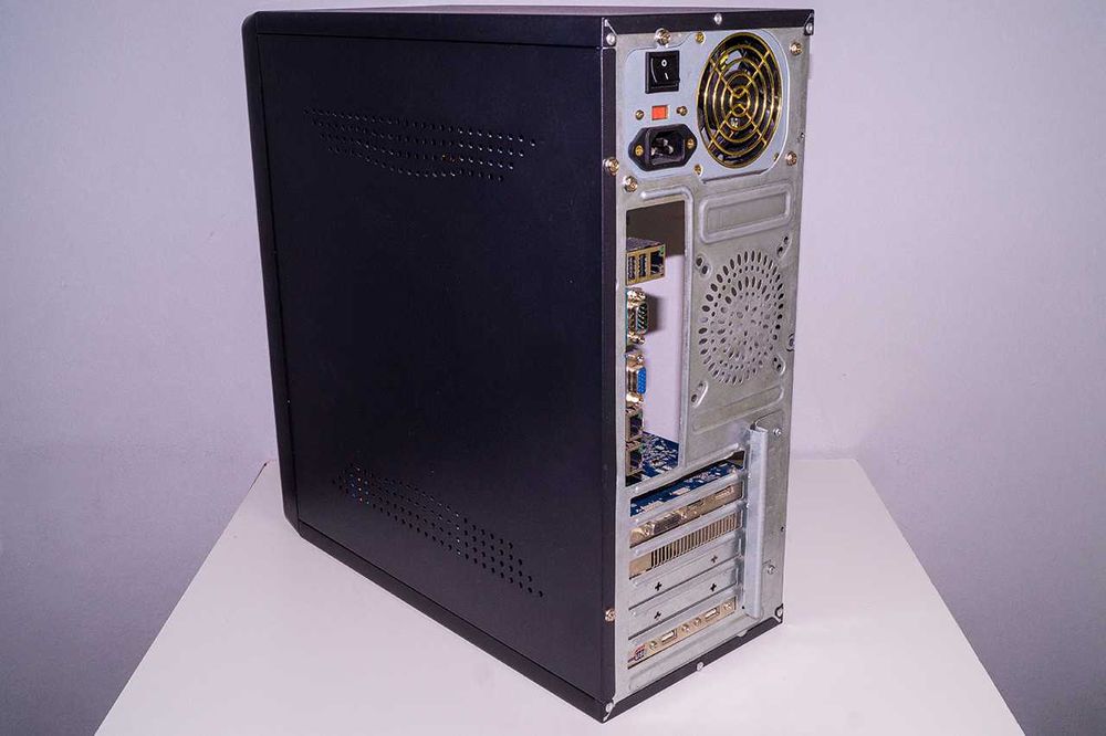 ‼️Системник AMD Opteron 8 по 2.8GHz/8Gb/Ssd 120Gb/Hdd 640Gb/HD 7750