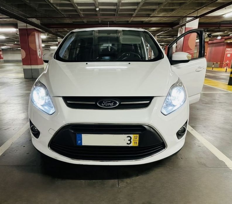 Ford C-Max 1.6 TDCi | 2012 | Espaçoso, confortável e muito bem cuidado foto 5