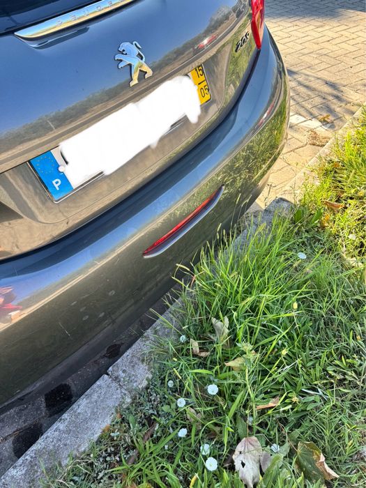 Peugeot 208 HdI Acess