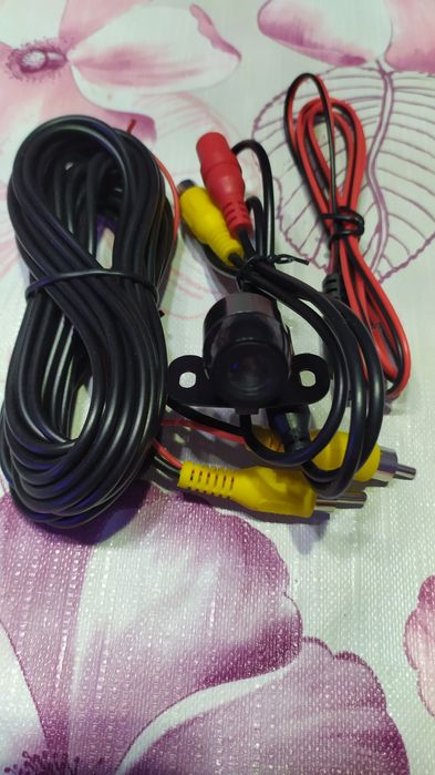 Kamerka cofania z okablowaniem