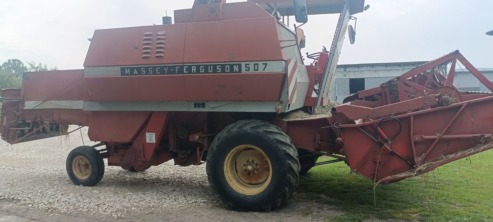 Massey Ferguson 507