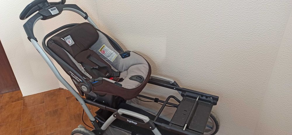 Carrinho bebe para gemeos