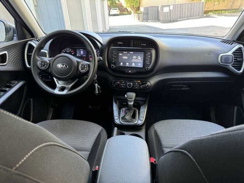 2020   Kia   Soul