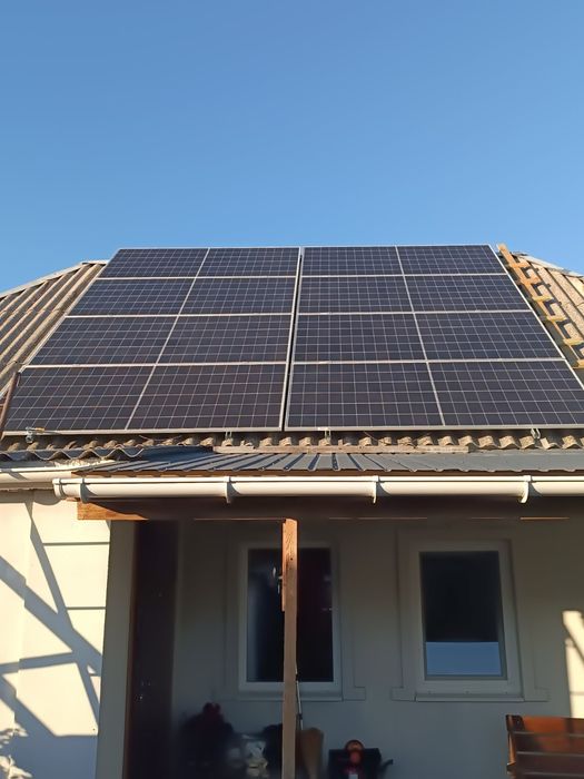 Монтаж гібридних станцій