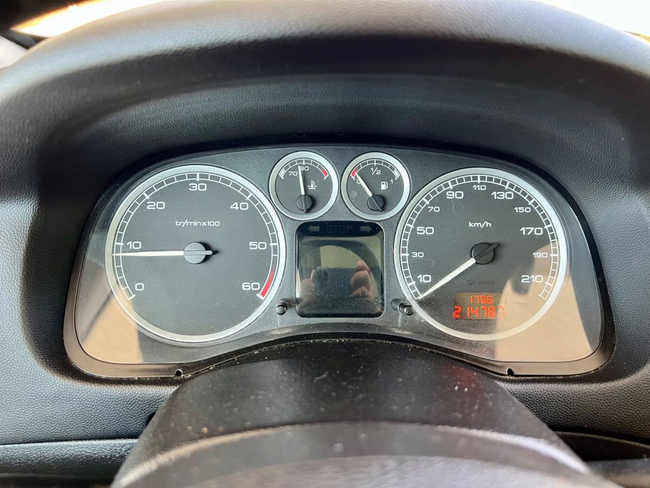 Пежо 307 sw 2002 2.0 HDI