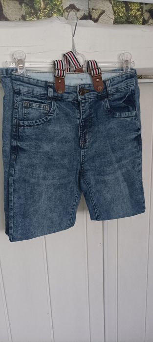 Spodnie dla chłopca 134r