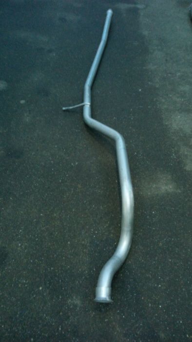 Труба промежуточная средняя часть Пежо 206 седан Peugeot 206 1717HE