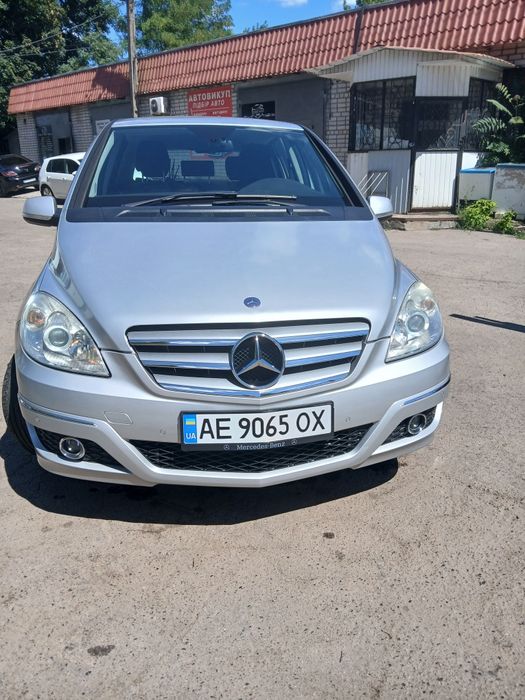Продам мерседес В 180