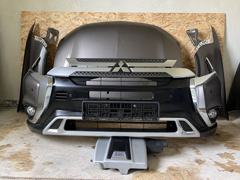 Бампер передній Оутлендер 3 Mitsubishi Outlander 3 PHEV Розборка: 600 ...
