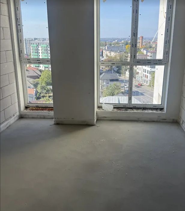 Продаж 2к квартири 72 кв. м на вул. Євгена Мєшковського