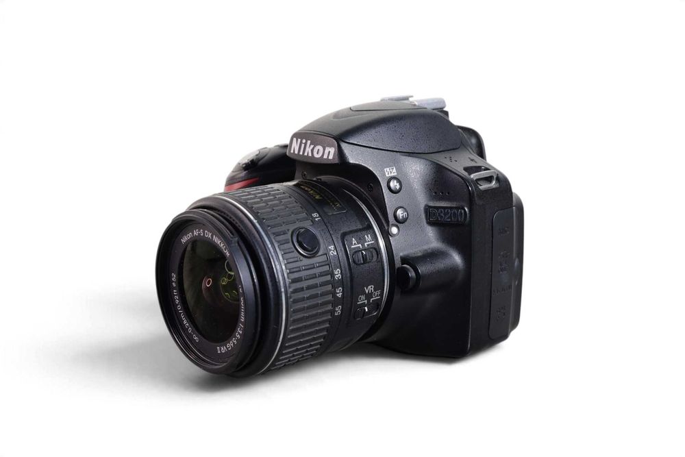 Aparat Nikon D3200 + Obiektyw AF-S 18-55mm VR II