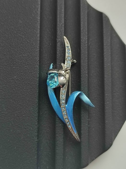 Винтажная брошь.